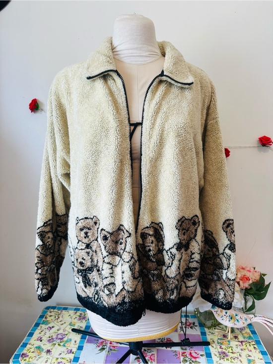 Mazmania Jackets & Blazers - Teddy Print Sherpa Zip-Front Jacket - Cream M L XL